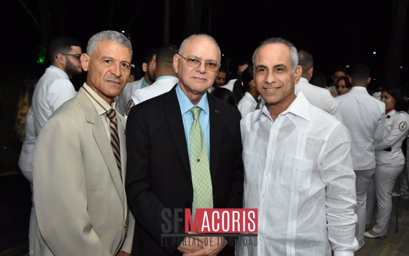 CoopDuarte's tweet photo. La Cooperativa Duarte felicita a la @ucneenlinea (UNIVERSIDAD CATOLICA NORDESTANA) en la inaguración del Teatro Regional Nordeste #teatroregionalnordeste #COOPDUARTE https://t.co/UKs0idWK9C