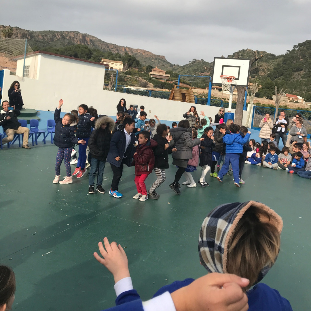 asvtweets's tweet photo. Thanks go to Grade 1 White for the energetic Pep Rally on Friday, February 7, 2020. In addition to this event students in each class were recognized for adhering to our CARE Values with new CARE badges. Wear them proudly! #ASVCValues #ASVLife #ElementarySchool https://t.co/rzwC4yU4mp
