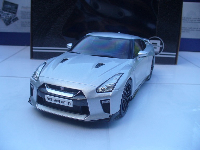 Modelcarparadis's tweet photo. Triple 9 Collections 1/18 Japanse modellen: Nissan, Mazda en Toyota Closed body models Aanbieding OP=OP https://t.co/eeOqlU0dP0 #mazda #toyota #nissan #triple9collections #modelauto #schaalmodel #japans #schaal118 https://t.co/LpLg5y8sCF