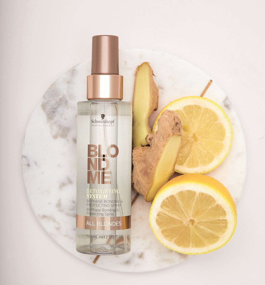 JanetMaitland's tweet image. Ensure that your #blonde stays vibrant and nourished during the winter months with #BLONDEME's lightweight protective mist that nourishes and shields the hair from environmental aggressors with detoxifying Moringa seed extract, protecting the hair externally 💛