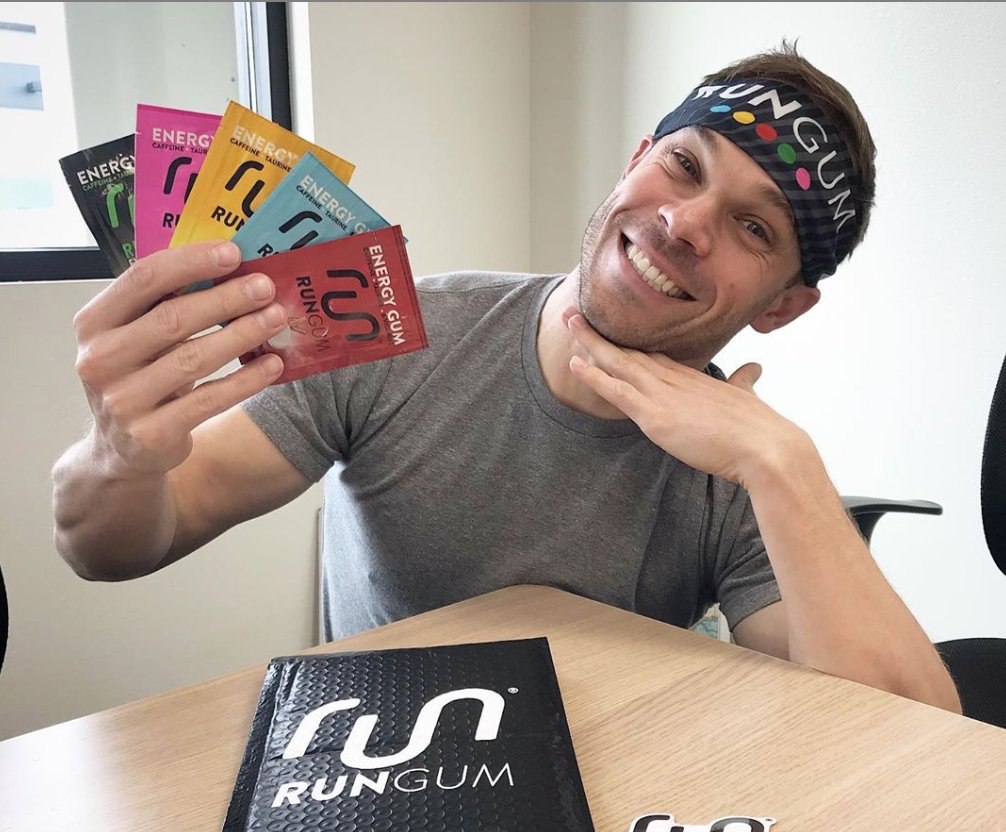 Not had a chance to try Run Gum yet? Is there a flavor you’ve always wanted to try? Well I’m doing something crazy today! All you have to do is retweet this tweet and I’ll DM you (make sure they're open!) an exclusive link to redeem our trial for only $1! Headband included! 😱