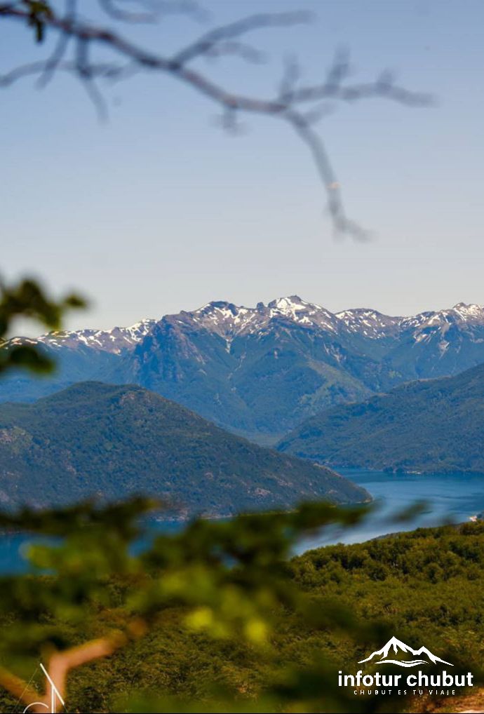 InfoturChubut's tweet photo. 🏞Una vista totalmente mágica del Cerro La Torta. De lejos es tan impresionante como los paisajes que ofrece📌
#Esquel #Chubut #PatagoniaArgentina #InfoturChubut #ChubutEsTuViaje #CerroLaTorta
(📸@julieta.rperez) https://t.co/COmrveXcyV