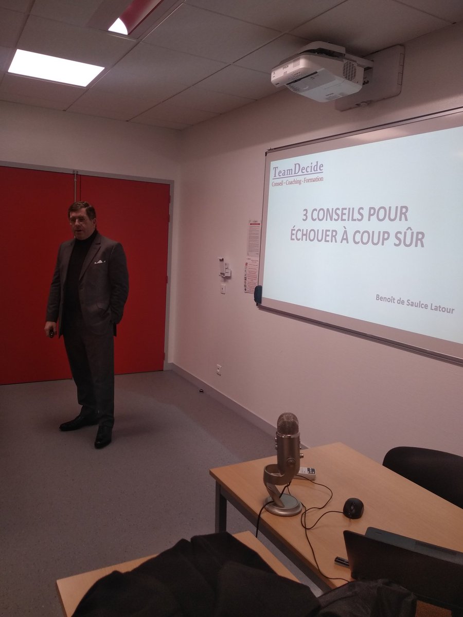 On enchaine avec Benoît de Saulce Latour intervenant entre autre <a href="/MDSAngers/">MyDigitalSchool49Student</a> qui nous explique comment échouer à coup sûr ! 

#humantalks #Angers #echec