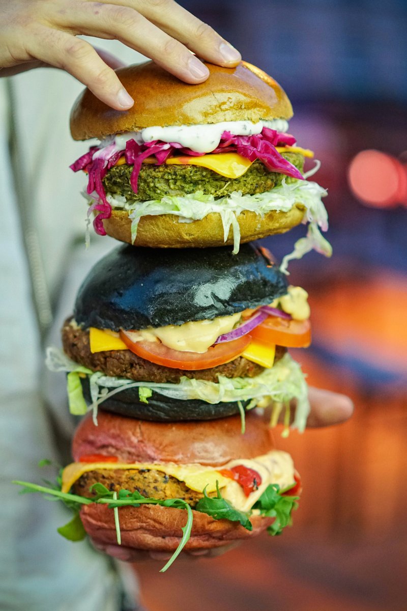 TOMORROW NIGHT? SORTED. 

bit.ly/veganinfluencer

Come down and get stuck in to our ⚠️ last panel talk of the #GreenGrillLive series. We've got a crackin' line up of industry know-it-alls 🧠 across, #vegan #food #photography and #beauty chattin all things influencer marketing.