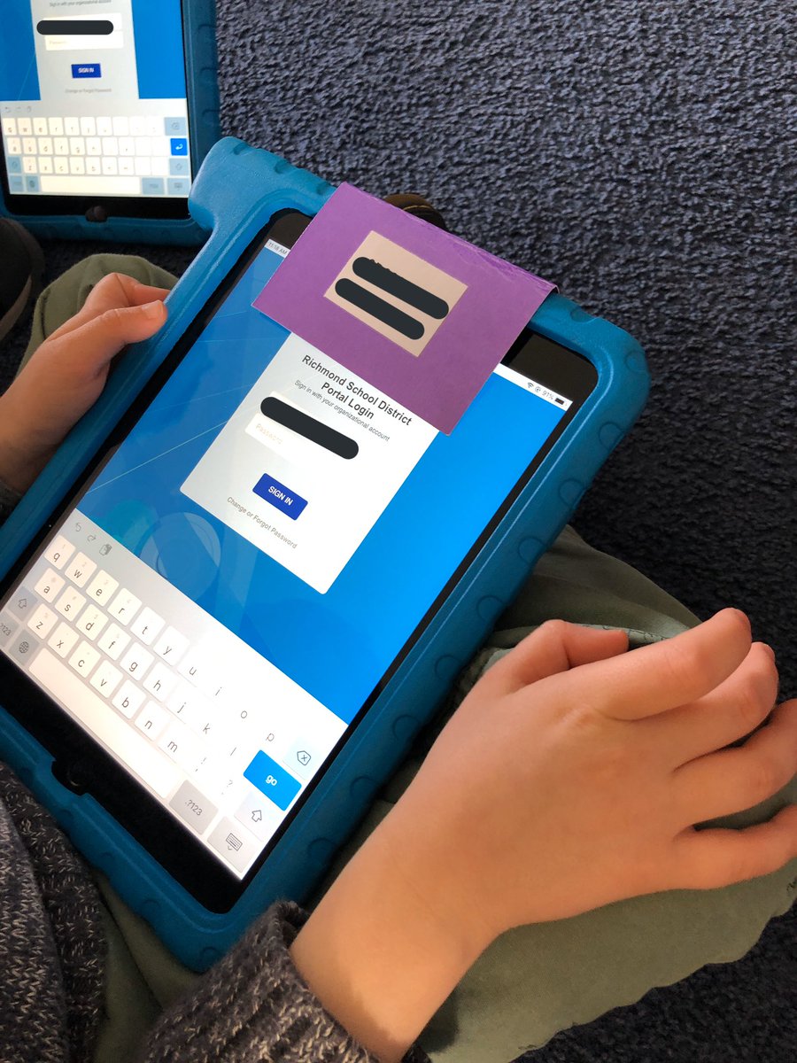 bourne_carrie's tweet image. Enseigner les maternelles et 1ere années comment mettre les photos sur leurs portfolios @Scholantis @dixondragons @bridgebulldogs #sd38learn