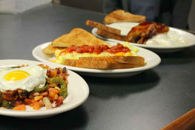 Getting out of bed is hard...breakfast at Sol's makes it easier!
.
.
.
#solsdeli #lunch #sandwich #onionrings #bham #bhameats #eatlocal