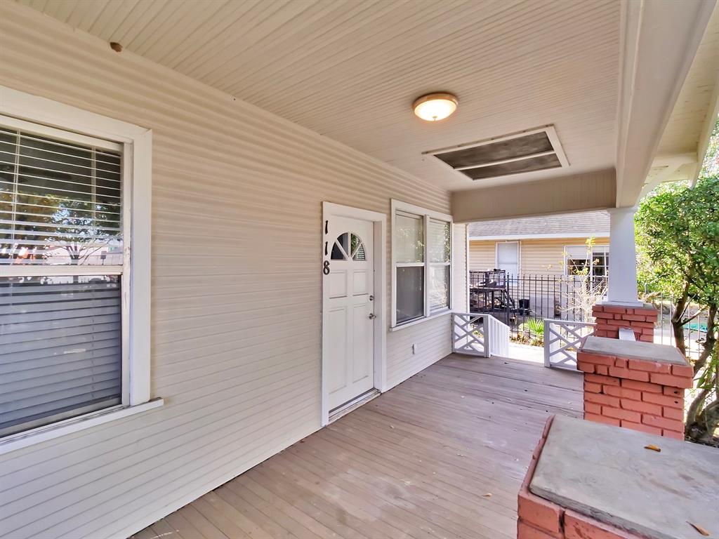 JoeHoustonProps's tweet photo. *Home for Sale in #Houston Heights, where #PeopleNow #Love #joy #happy #Cottage #LocalExpert at #JustJoeProperty https://t.co/HsVBFGny1U
