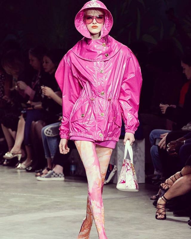 Versace have still got it

My personal fave from the <a href="/versace/">VERSACE</a> SS20 catwalk show

Donatella is keeping the vision alive and current, the house look as fresh today as it did in 1978

#pink #hotpink #vinyl #pvc #statement #womenswear #versace #SS20 #Donatel… ift.tt/37gsXyp
