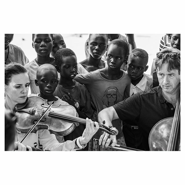 GeoffroySchied's tweet photo. Beatrice and Pfiz playing Mozart, Rhino Camp, Uganda
.
WHERE music helps to overcome the trauma of what the people went trough, WHERE music brings people together, WHERE music fills the people with hope…
.
#xt3 #fujixt3 #fujifilmxt3 #fujifeed #fujifi… https://t.co/XNQUq7p0X8 https://t.co/iQyEN6H6hv