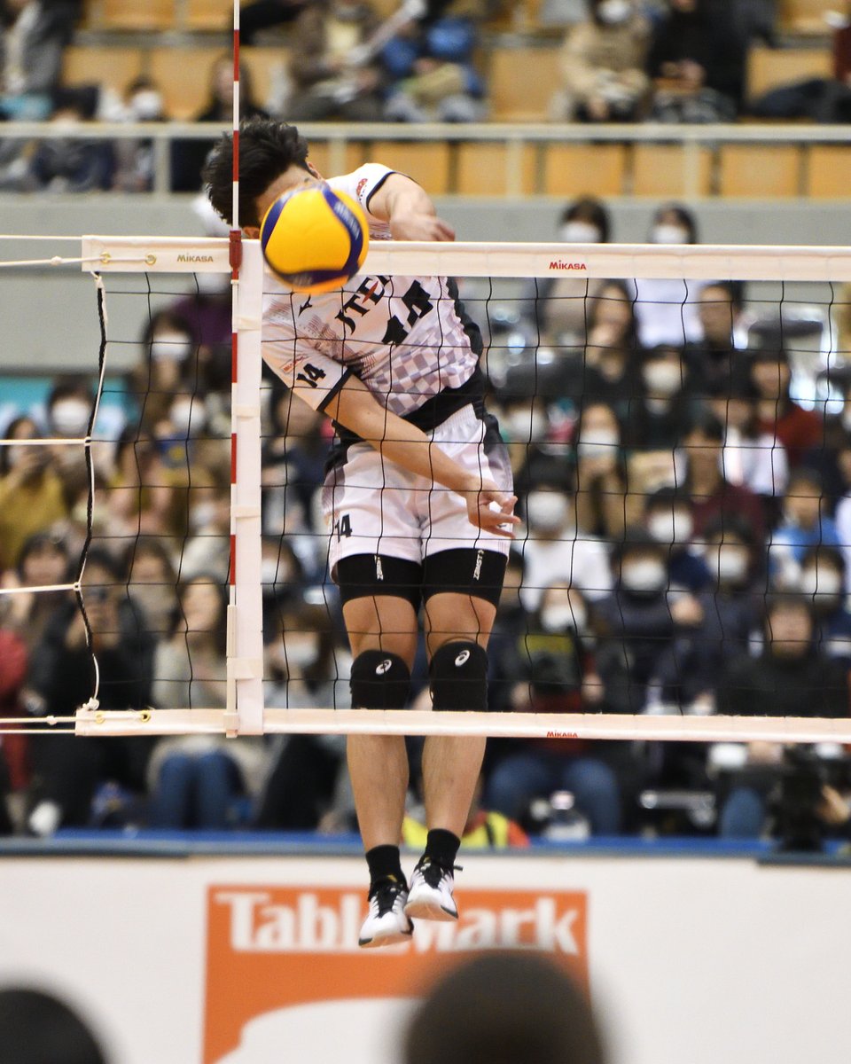 cswingheart's tweet photo. 西田選手アタック練習 続き
🏐2019-20 V.LEAGUE Division1 MEN
🦔2020.2.8 ZIPアリーナ岡山 パナソニックパンサーズ×ジェイテクトSTINGS 試合前公式練習より
#西田有志
#YujiNISHIDA No.14
#ジェイテクトSTINGS
#JTEKTSTINGS
#V.LEAGUE
#Division1 Men
#3Leg
#Volleyball
#JapanMensVolleyball https://t.co/QFxnGiVhB8