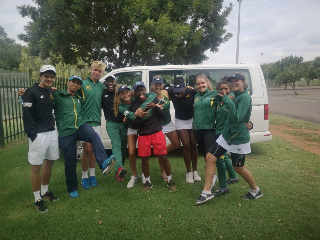 TennisSA's tweet photo. TSA Director of Tennis &amp; Grand Slam winning coach @jeffcoetzee25 spent time with the country’s future stars during the 18 &amp; Under African Junior Championships today at @UPTuks. 

WHAT A MOMENT 🇿🇦‼️ https://t.co/6ot6Q7leUn