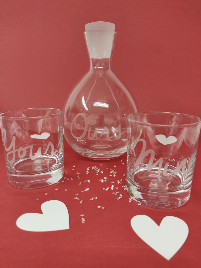 Valentines is round the corner. Are you ready?
Normal price for the above with postage £54.47.
OFFER PRICE £30 including all engraving and postage!
In order to receive this for Friday you will need to place your orders before 5pm tomorrow.
#valentines #special #offer #hurry #gift