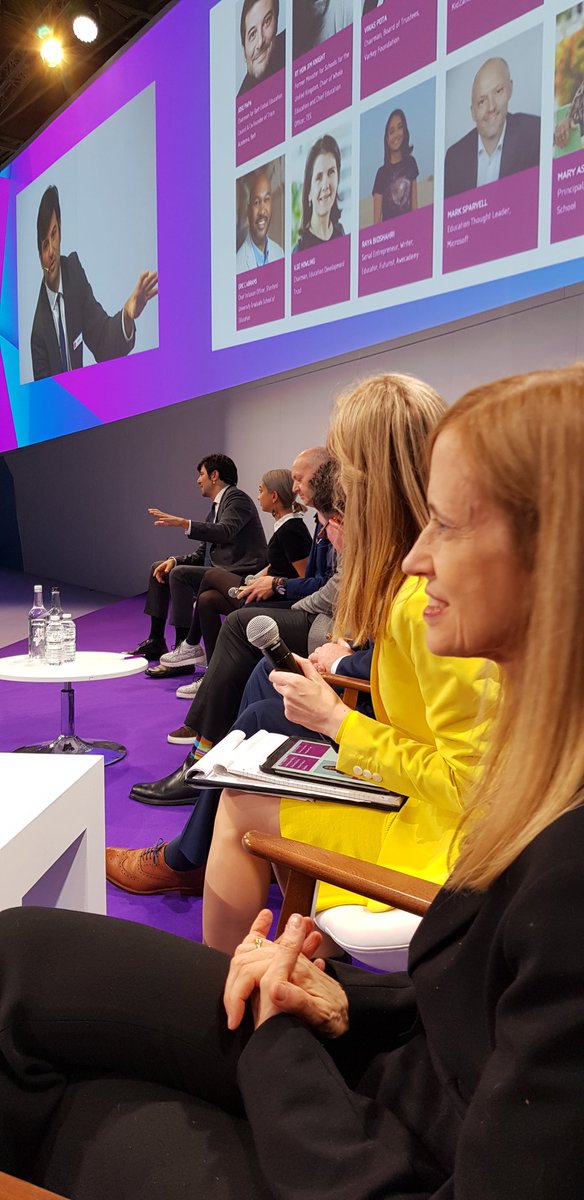 IlseHowling's tweet photo. Proud to present @EdDevTrust global North-South bright spots with @Bett_show first Global Education Council. Loved the audience wave. https://t.co/QnfNPE3sRJ