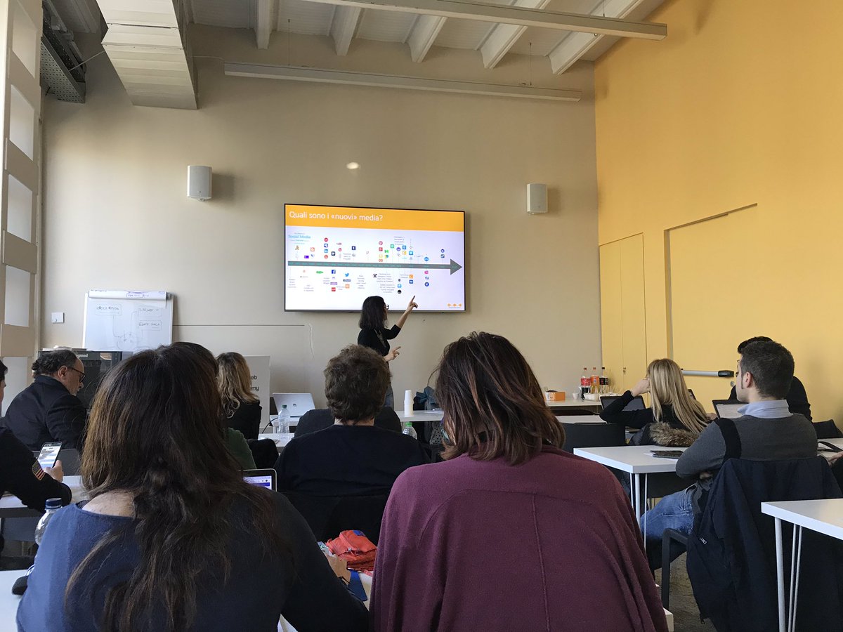 #FAD 👉 si parla di Digital Skill &amp; Personal Branding con <a href="/LauraNacci/">Laura Nacci</a> 
👉Il sindacalista moderno oggi non può non essere anche nella rete “brand  ambassador” della cultura solidaristica del sindacato