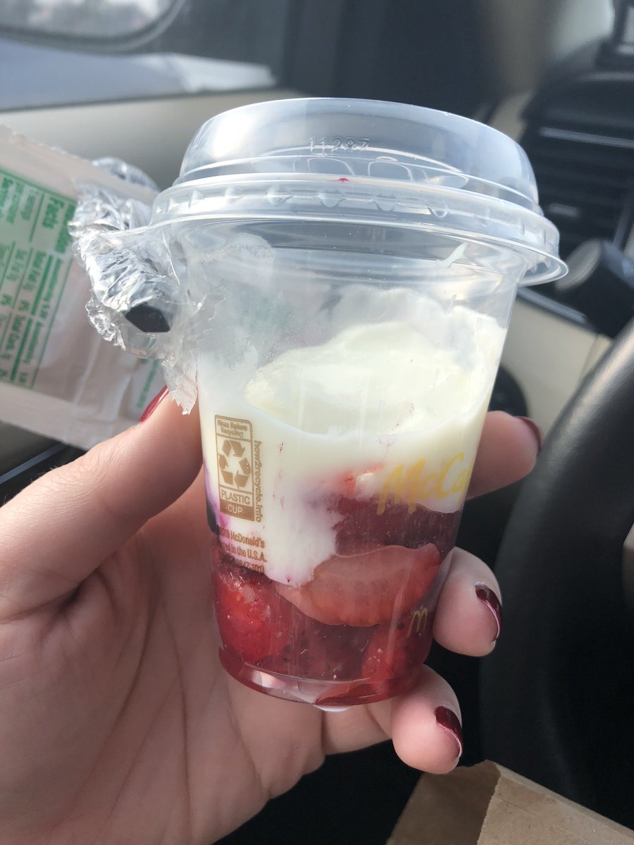 kcmbailey's tweet photo. Really @McDonalds in Rossford, Ohio. You had one job. How do I order so I can get a full one next time? https://t.co/pIrFbEnFEe