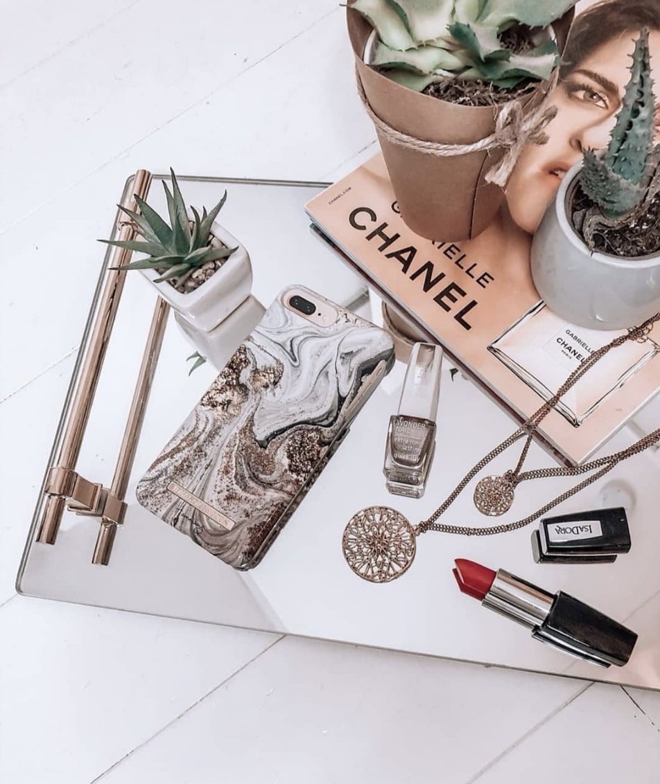 🌸 Wonder Nail &amp; Perfect Moisture Lipstick 💋
📷: <a href="/isadora_de/">isadora de lacerda</a>