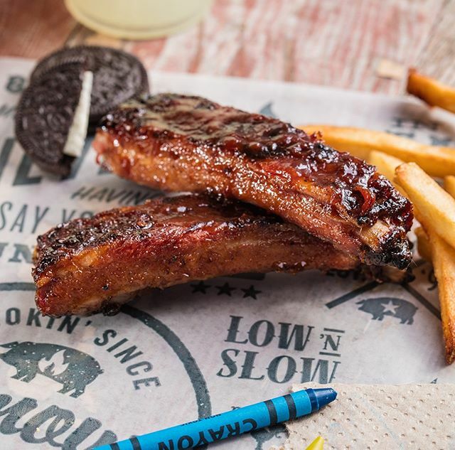 Let the kids pig out with one of our Lil' Wilbur Meals 🐷 every Tuesday for 99 Cents!
-
-
-
Some restrictions apply! Come and dine-in to ask your server for more details!
#KidsDays #Tuesday #TuesdayAreForTheKids  #204 #winnipeg #ribs #bbq #kidsmeals #… ift.tt/39u8BTV