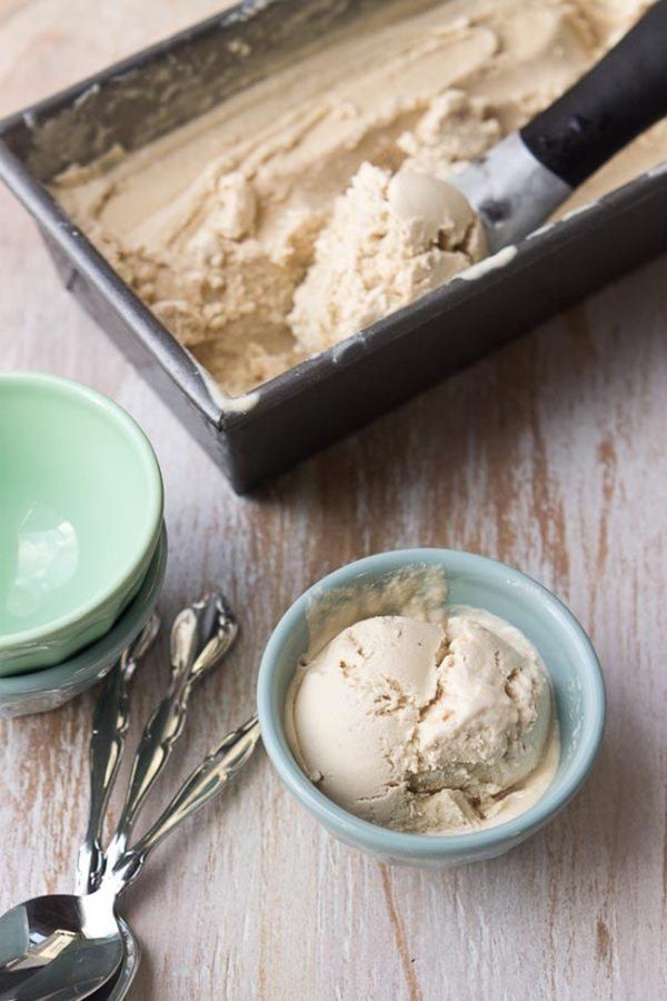 Danielle_asFood's tweet photo. Happy #FlashDay !! ⚡️

Vegan Cashew #IceCream https://t.co/heiSz7koqX
