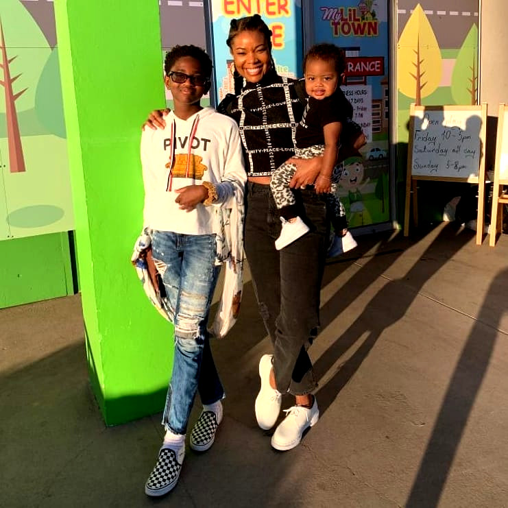 dwayne wade pride shoes