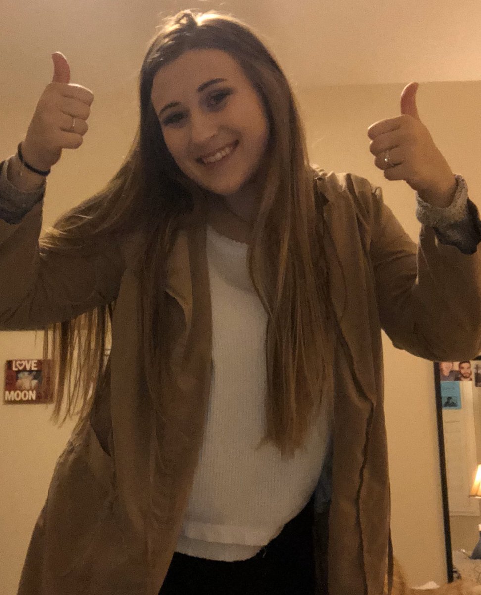 heatherichter's tweet photo. 🥳 And she’s off ✏️📚🖍! Her first day as a substitute TEACHER!!! So excited for her! #findyourpassion #blessed @Val_E_Garcia ... she’s coming your way! @MsCornell2020 https://t.co/KX6DIJqWdL