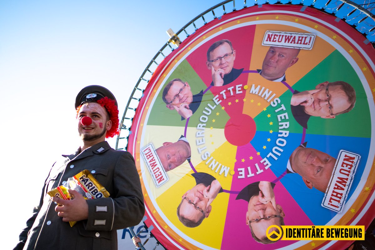 IBDeutschland's tweet photo. +++#Demokratiesimulation in Erfurt: Aktivisten der #IB spielen „Ministerroulette“ auf dem Domplatz+++ Mit dabei @BodoRamelow und @KemmerichThL – wer „richtig“ wählt, bekommt einen DDR-Orden! #KemmerichRuecktritt #thuehringen #Ramelow #Neuwahlen #fdp #DieLinke https://t.co/DBDyZwH1XC