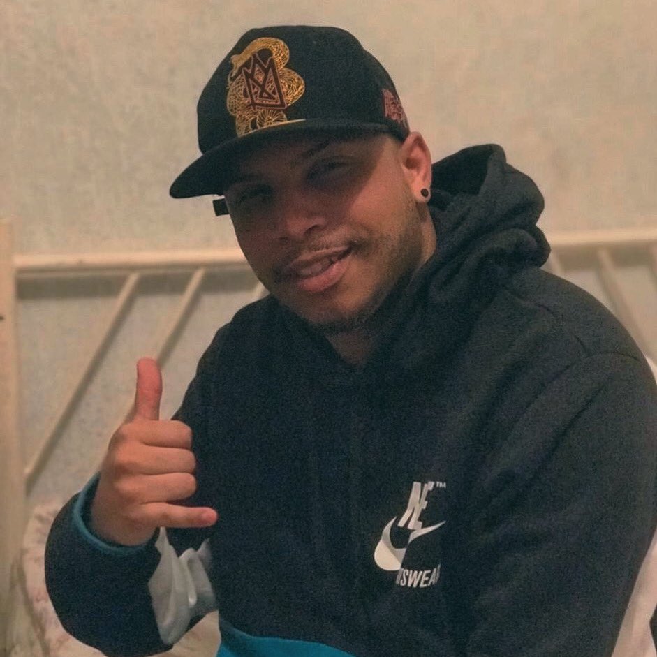 sheikmaladeza's tweet photo. Eu sei que sou brabo. Da mesma forma que sei que não sou mais brabo que ninguém. #malado 🔥 https://t.co/hj5477pTpS