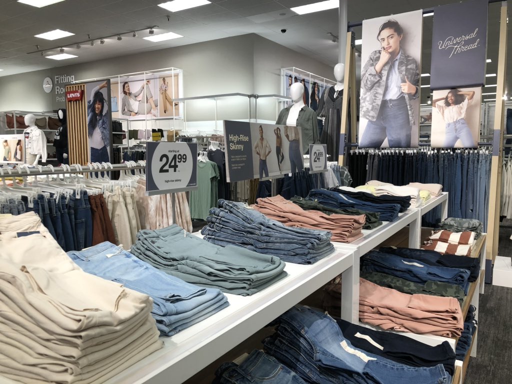 AmyT0192's tweet photo. LEVIβs for Ladies! T0192 π― #detailsforthewin https://t.co/eF5amzzSg9