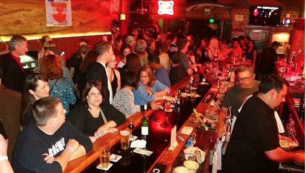 theoldironsides's tweet photo. Tuesdays are made for Old I Karaok"i"! 9pm. No cover ever! One of our most popular nights of the week! See you then? 🎤🍺 #oldironsides #sacramento #familybusiness #since1934 #neighborhoodbar #historicsacramento #jayspoonerphotography #karaoke #lunch #livemusic https://t.co/uv7uG8XWIc