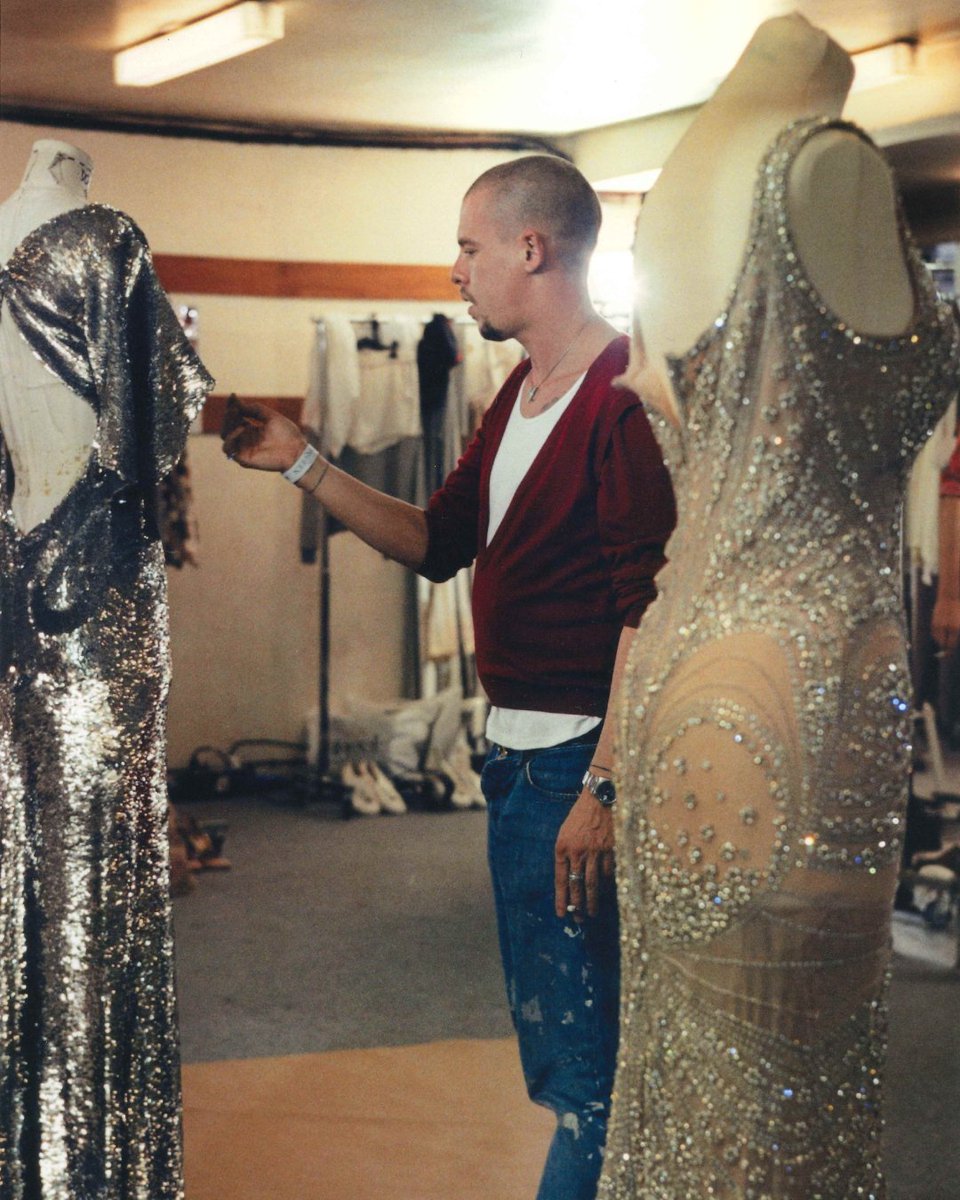 FashionweekNYC's tweet photo. Today marks 10 years since we lost the Brilliant and Visionary Fashion Legend Alexander McQueen 💔 https://t.co/TJ4Tmfqpyo