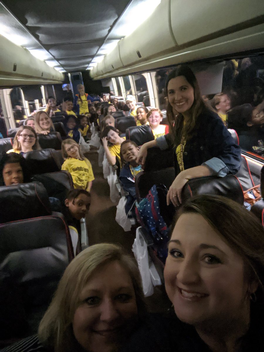 nwalls418's tweet photo. Here we go!! 4th grade is off to see all the things in Tallahassee!!!! https://t.co/Nwo4uJUR74