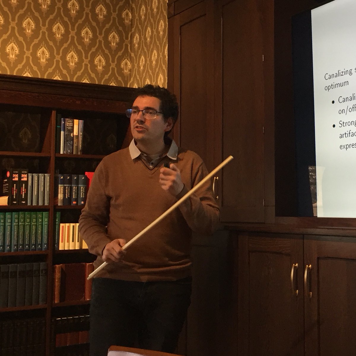 Thanks to @ArnaudLeRouzic for a great talk at @CASOslo today! The talk was about '#Evolution of Canalization in Complex Genetic Architectures'.