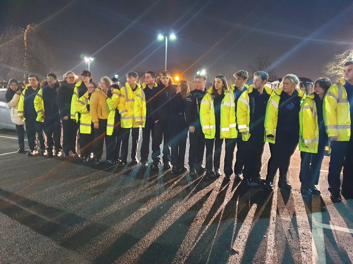 BuryCadets's tweet photo. Last week cadets continued their input into Public Order and had a go at cordons https://t.co/AjuklLp6Vi