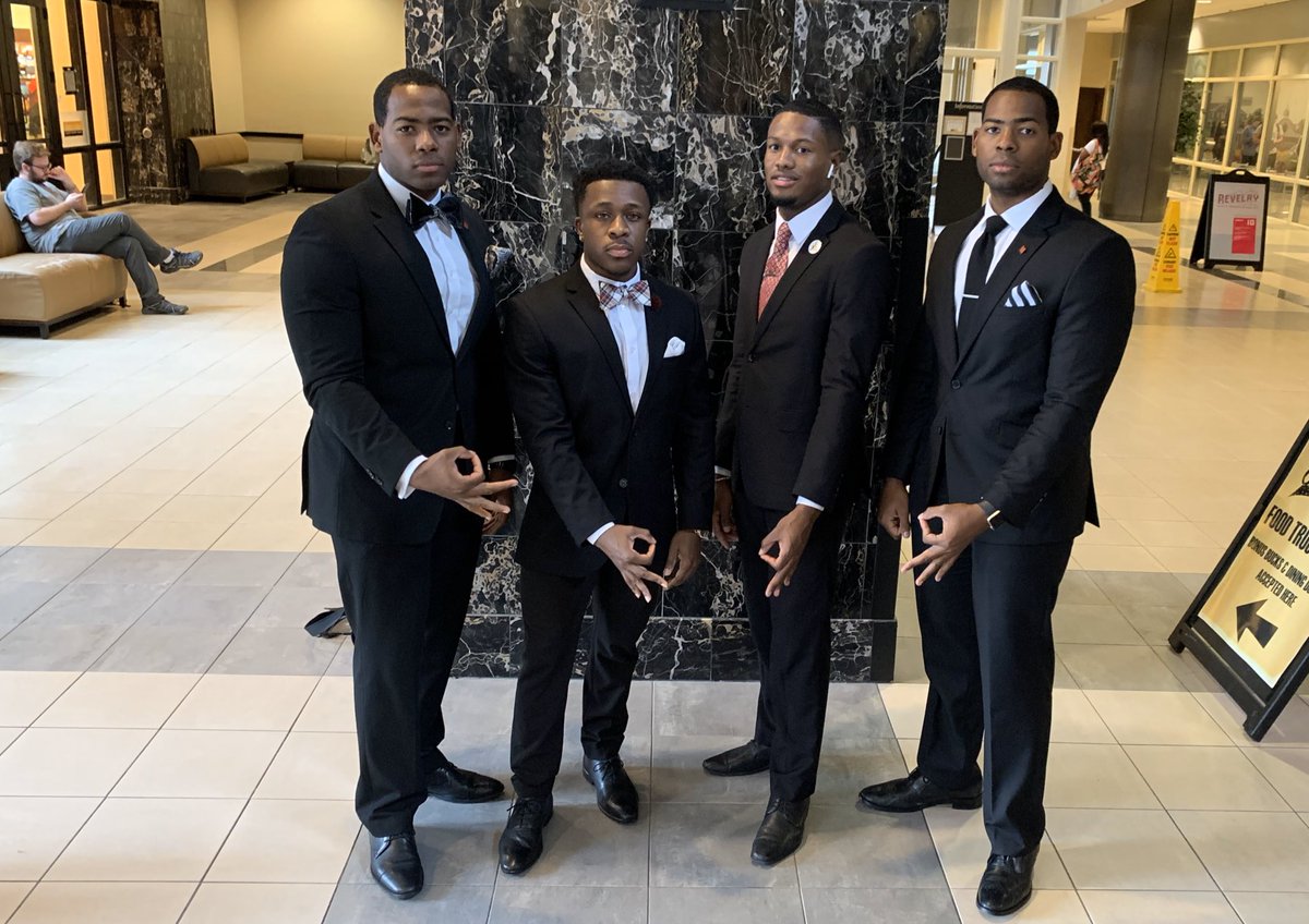 Brothers on campus yesterday for “Suit Monday”. 👌🏽