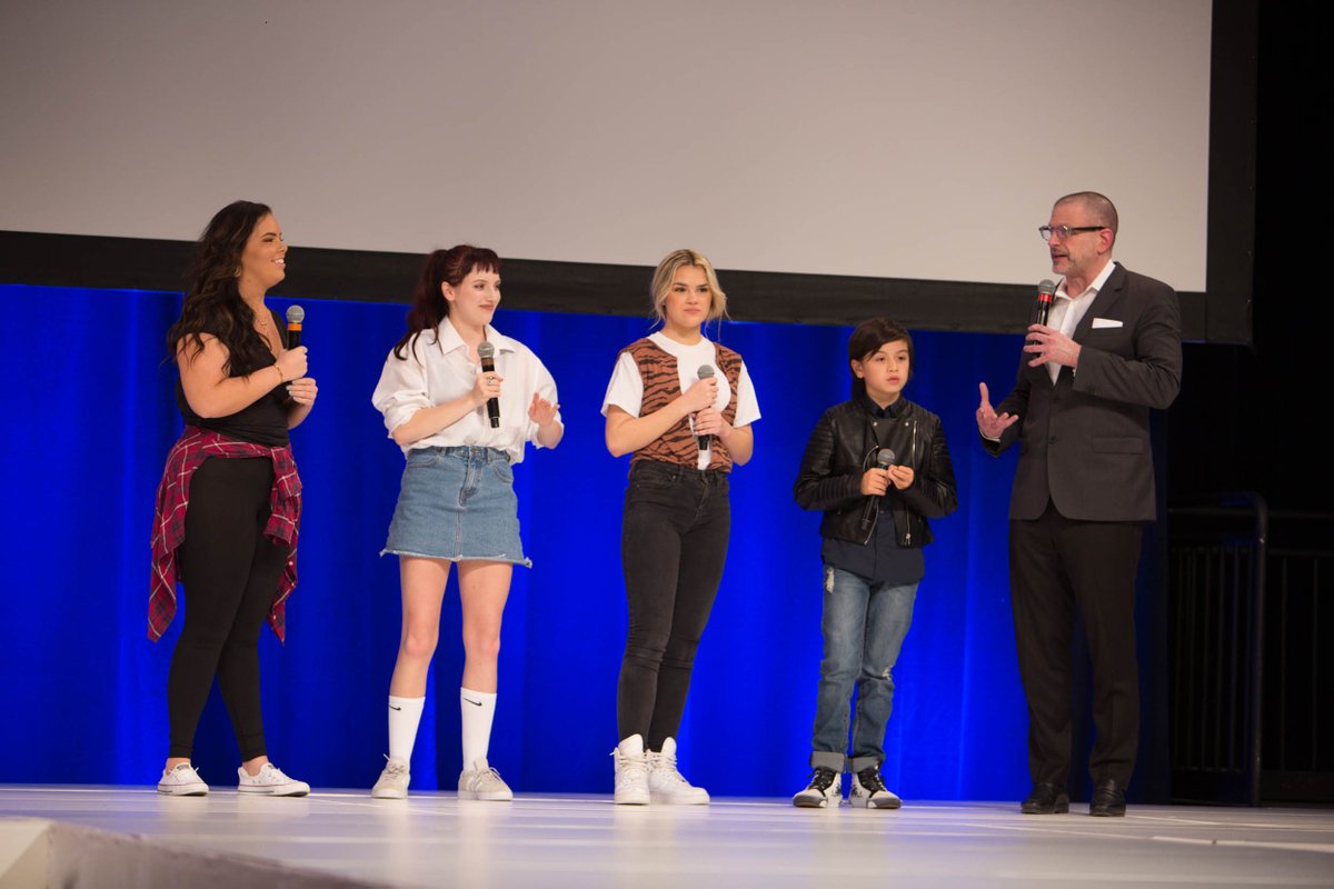 MichaelPalance1's tweet image. Hosting Premiere #PremiereProgram