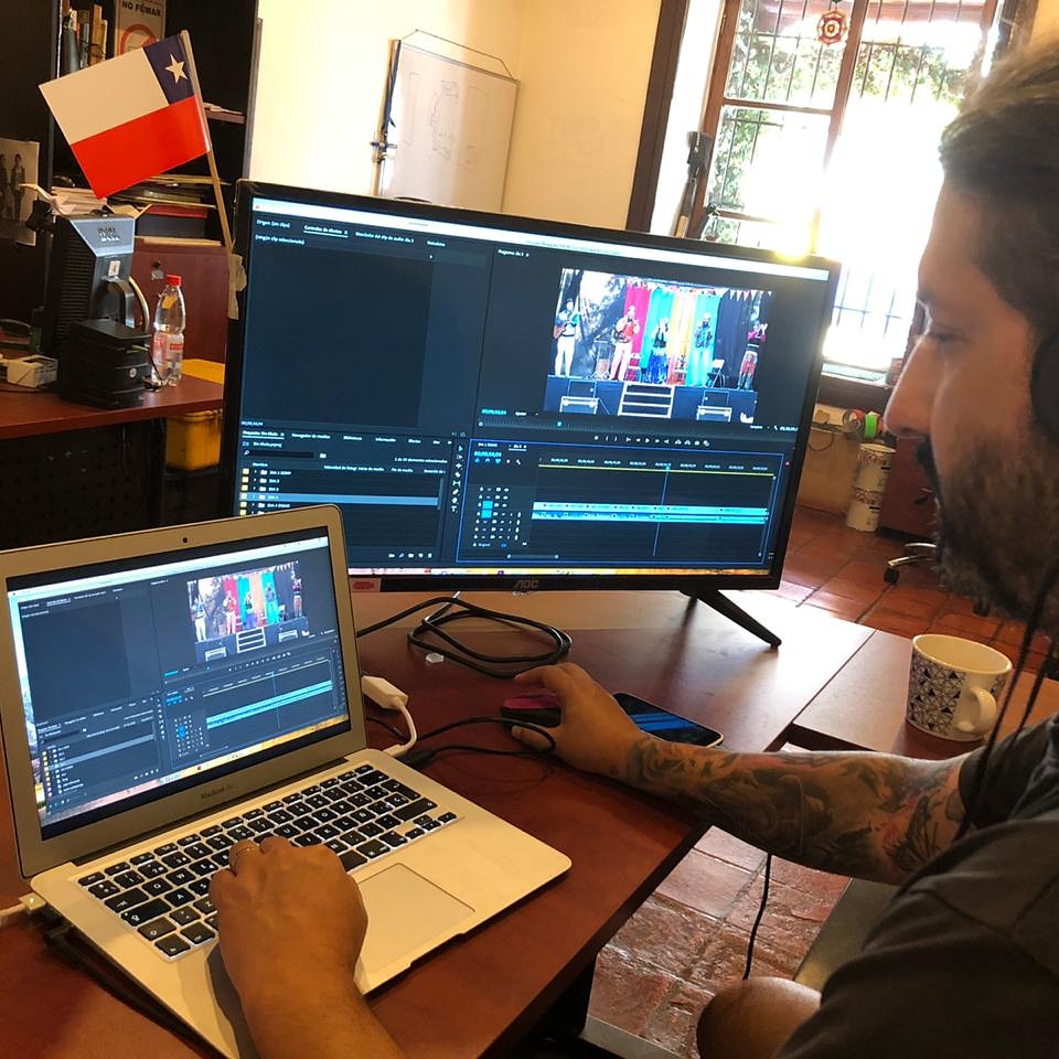 ProductorAudio1's tweet image. Si eres Emprendedor y necesitas un vídeo de tu negocio.
Contáctame a editor24cuadros@gmail.com