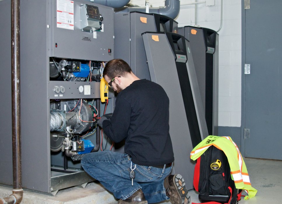WalkerMechanic2's tweet photo. Our dedicated Walker Worker servicing our valued customer's hot water heaters...how can we assist your company? #walkerworkswonders #commericalplumbing #commercialhvac #mechanicalcontractor https://t.co/3q9rYxv6SL