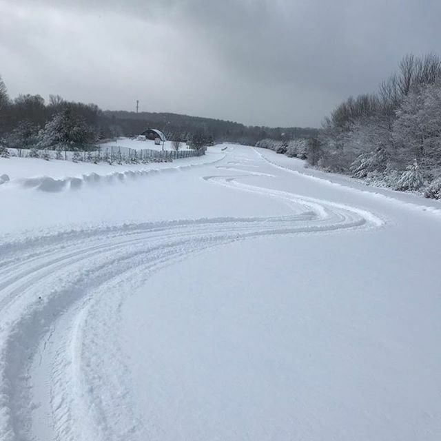 NYSafetyTrack's tweet photo. We’re shooting Frozen 3 here today ❄️ #nyst #fast #speed #trackday #racetrack #ducati #kawasaki #suzuki #yamaha #ktm #honda #panigale #r1 #ride #r6 #bmw #s1000 #aprilia #gsxr #exotic #track #kneedragging #summer #audi #ferrari #lamborghini #newyork #ny #nyc https://t.co/Z8e33BF8u1