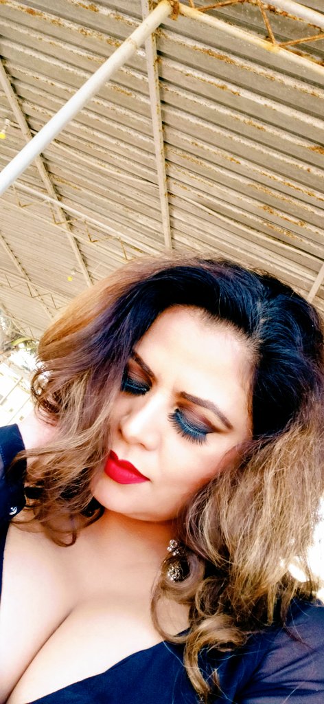 sapnasappuu's tweet image. Good Night
#sapna #sapnasappu #sapnabhabhi #nudeart #nudeyoga #instaart #sapnasappuofficial #fliz #flizmovies #love #photography #mumbai #fashion #bollywood #desi #photooftheday #model #insta #indianfashion #style #saree #followforfollowback #picoftheday #trending #beauty #INSTA