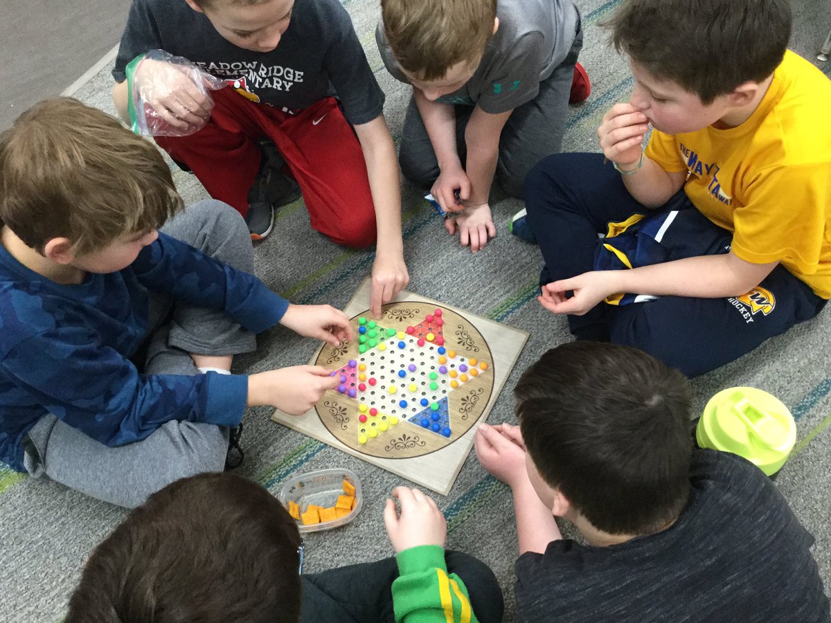Katzmarek4's tweet photo. Lots of fun games during inside break today. https://t.co/iu092LWBCf