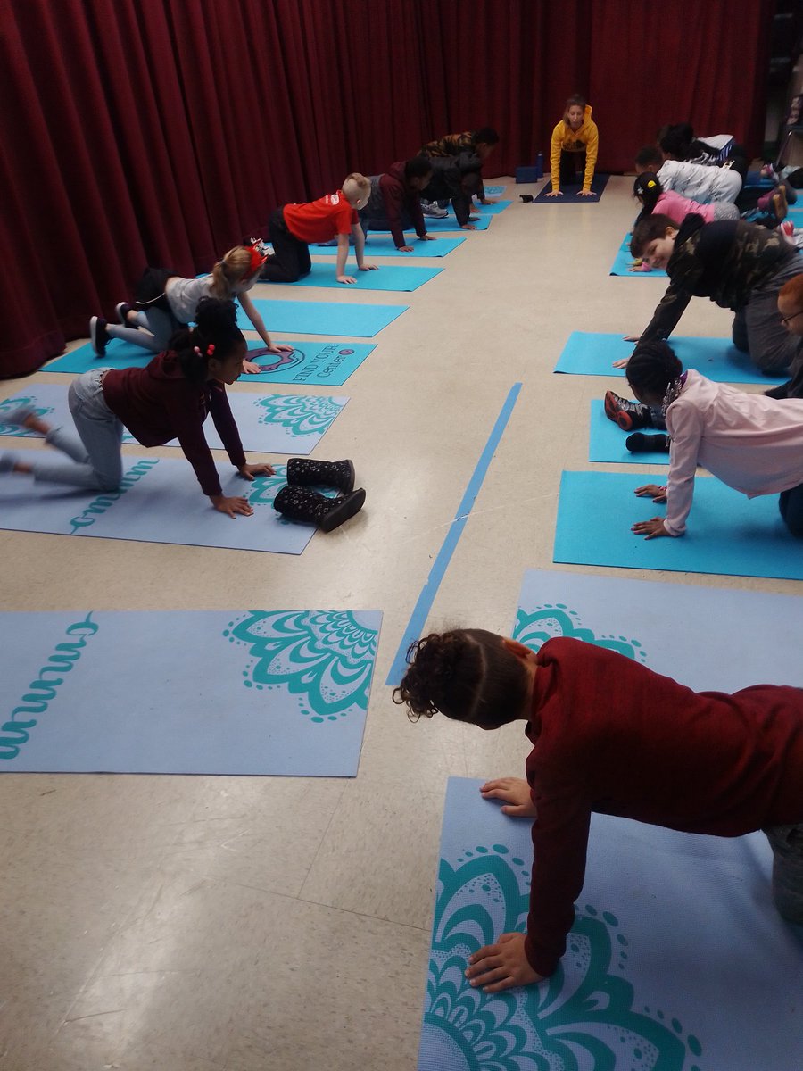 MissZambrano1's tweet photo. Having a great day filled with learning all about our hearts and how to stay healthy โค๏ธ #HMHeartfest2020 #ReynLearning #ReynDeeperLearning https://t.co/U0EQaqcANN