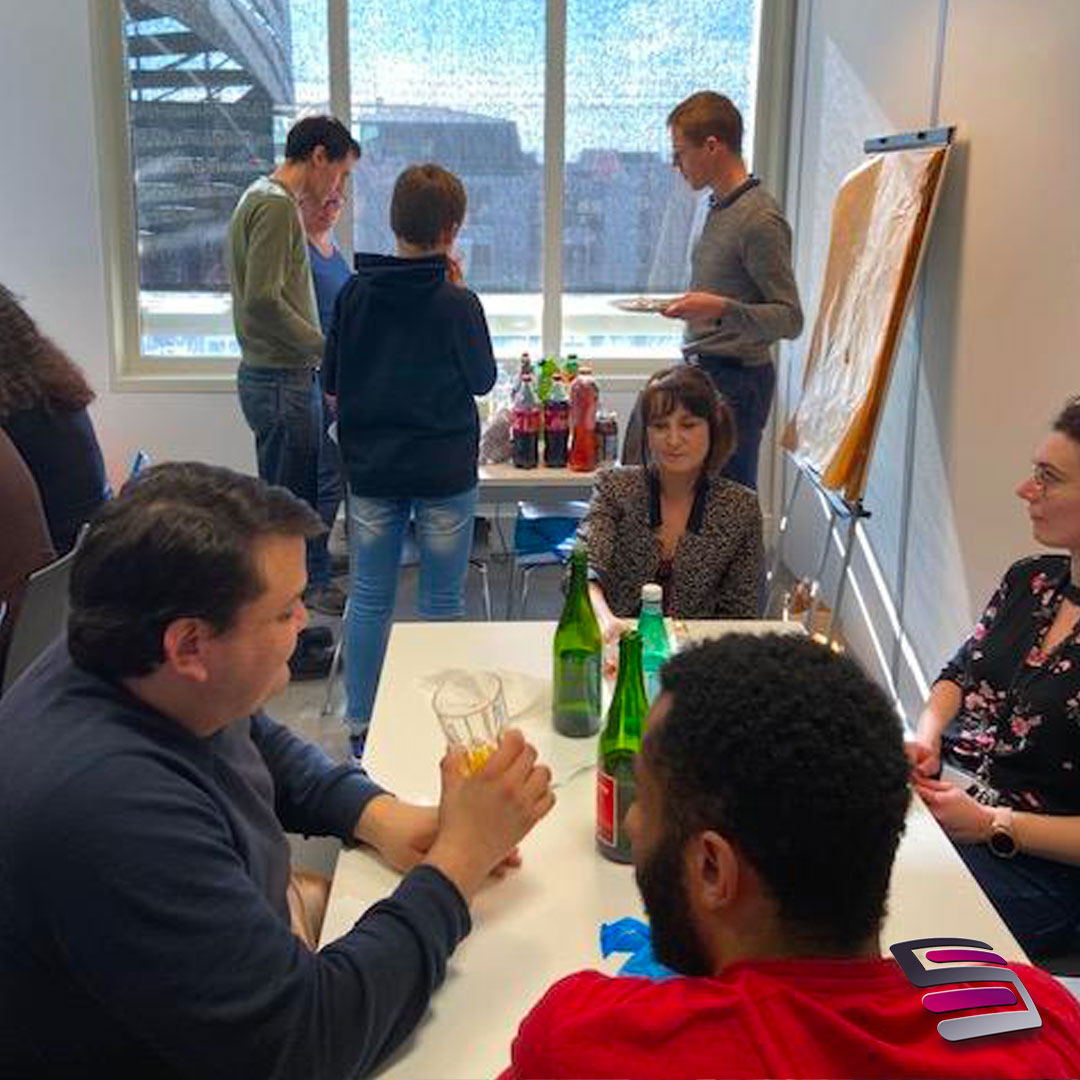 SullyGroup's tweet photo. Le lundi, c'est crêpe party 😋🥞 chez Sully à Paris avec Camély ... ça marche aussi avec mardi ! Et mercredi ! Et jeudi ! Et vendredi ! Et samedi ! Et Dim... à non pas dimanche !! #crepesparty #camely #paris #Sully https://t.co/PBErvvyggD