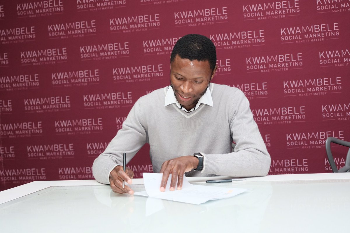 Kwambele's tweet photo. We entered into a strategic partnership with Youth Leadership and Entrepreneurship Development @yledsa to provide pro-bono work over a period of 3 years. We’re very excited and look forward to what lies ahead.
#KSM
#YLED
#KSMxYLED https://t.co/GaghEQVQzu