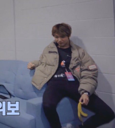 2. haechan. not as bad as renjun but still kinda in ur face about it. usually only does it when he’s not sitting next to anyone.