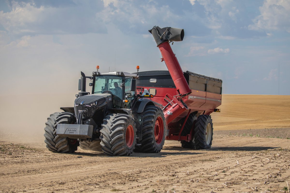 Herts Farmers Machinery Club tweet media