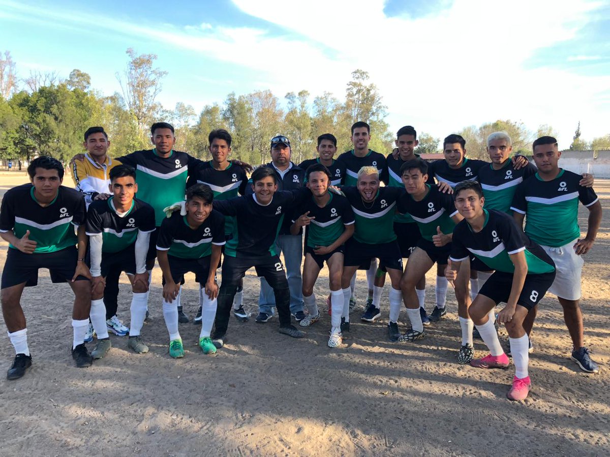UTLmex's tweet photo. Se llevó a cabo el  XXIV Encuentro Regional Deportivo de Universidades Tecnológicas 2020 Región VI donde 
León logro 4 pases al #ENDCUT  #VoleibolFemenil, #Fútbol7Femenil  #BasquetbolFemenil 
#FútbolSoccerVaronil #OrgulloUTL #SomosLEONAS #SomosLEONES #SomosUTL ¡Felicidades! https://t.co/kACp8S3yNY