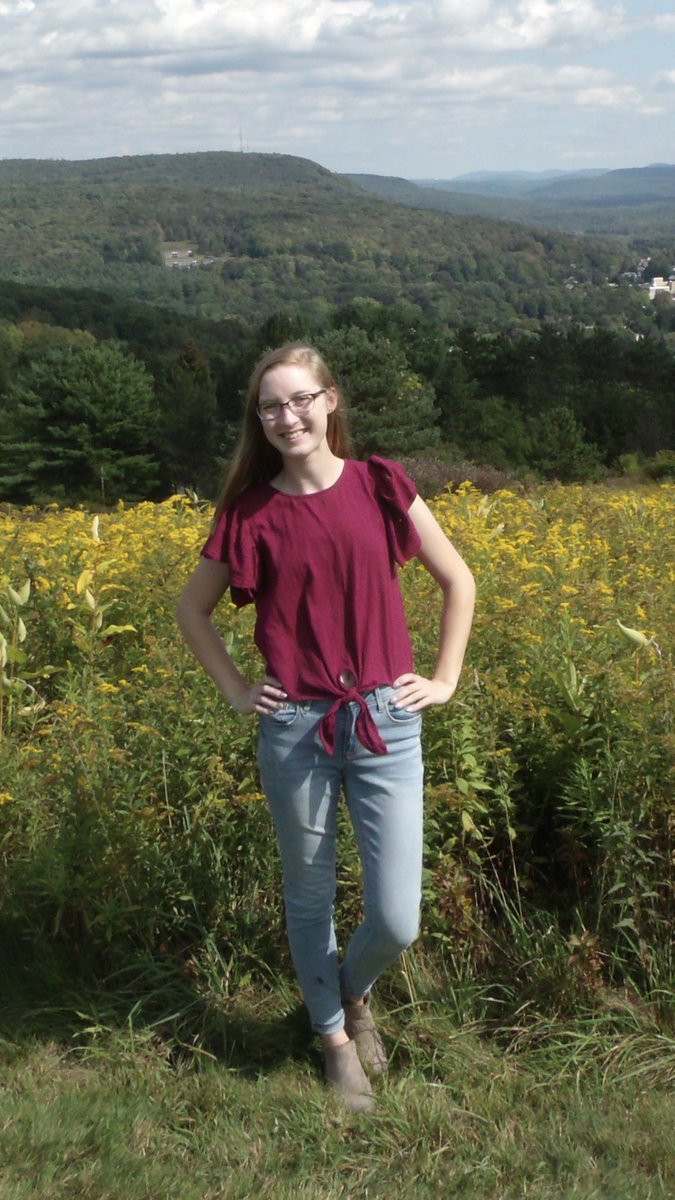 HCOneonta's tweet image. Hi! My name is Emily and I am the Social Media Director! I am a senior Communication major from Binghamton. I have been involved in HerCampus for the last four semesters and have enjoyed meeting people and writing articles! Can’t wait to see what this semester brings!💕