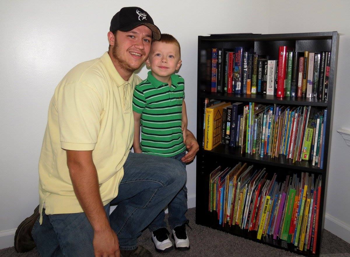 lexhabitat's tweet photo. Did you know @intlbookproject provides every new Lexington Habitat homeowner with a bookshelf full of books that have been selected just for them? Thanks for the ongoing support and love, #InternationalBookProject! #bookschangelives https://t.co/2ewP8gpnGE