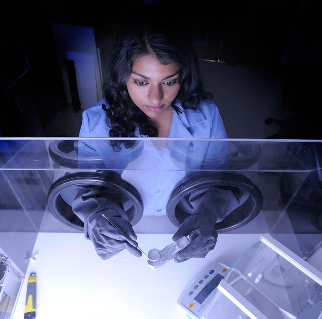 WomenNASA's tweet image. Today and everyday, we celebrate #WomenInScience. We celebrate the physicists. The engineers. The astronauts. 

We celebrate the women who make space exploration possible.  

Join us: go.nasa.gov/2Hf5tiy