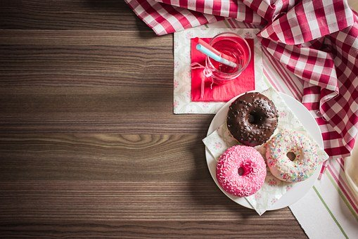 Need a quick bite or something sweet for your valentines ? Come support Blinn's International Student Organization in Bryan with their Valentines week bake sale, this Wednesday-Friday from 10am-2pm at Bryan's student center. #Blinnintl