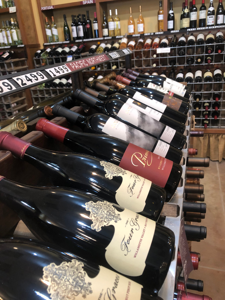 OutpostWine's tweet photo. Delivery options are available⁠
⁠
5% discount with a Lake Placid UPS receipt or Price Chopper receipt⁠
⁠
#skiwhiteface #iloveny #bluebirday #skitheeast #adirondacks #northcountry #whiteface #whitefacemountain #skitheface #ausableclub #pureadk #adirondackpark #cateringADK https://t.co/Ez1r9LoQ5p